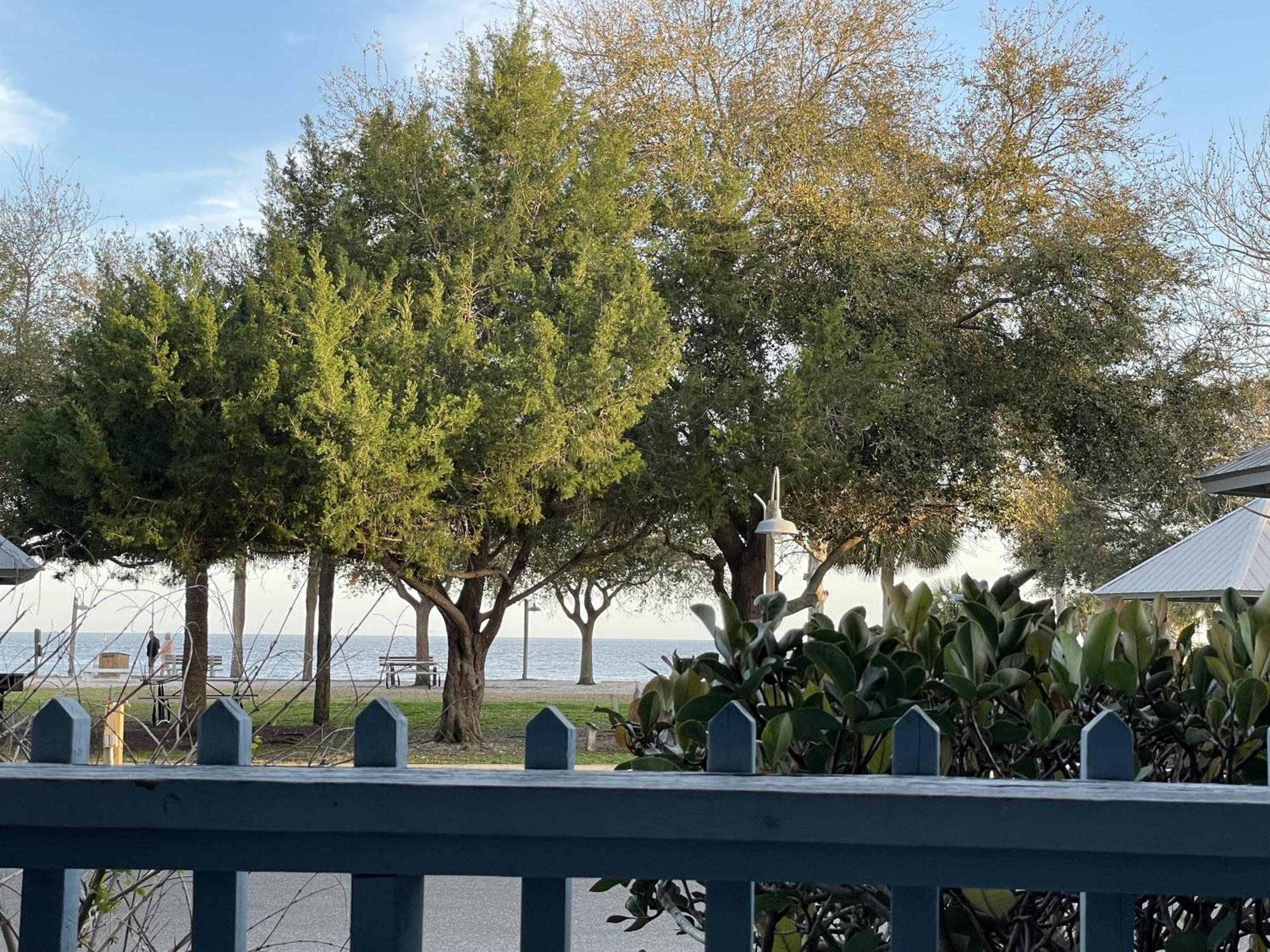 Unit 125 At Park Place In Cedar Key, Fl Extérieur photo